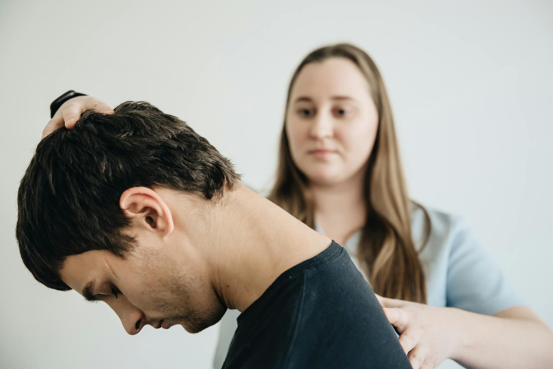 #17 Neck Pain Physiotherapy Amsterdam | Office Pain Tips