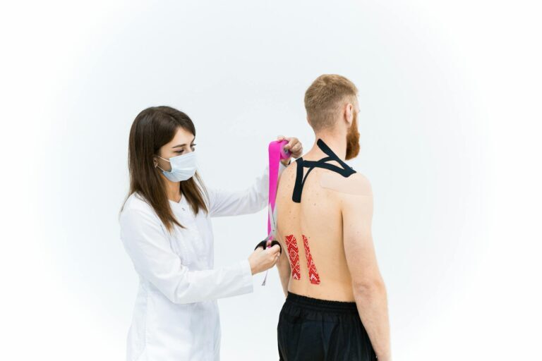 Lower back pain physiotherapy treatment session at AlterPhysio Amsterdam