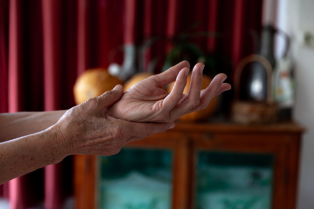Chronic pain treatment physiotherapy acupuncture Amsterdam